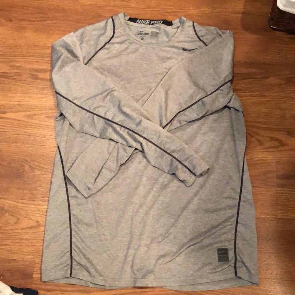 Nike fitted long sleeve running shirt
